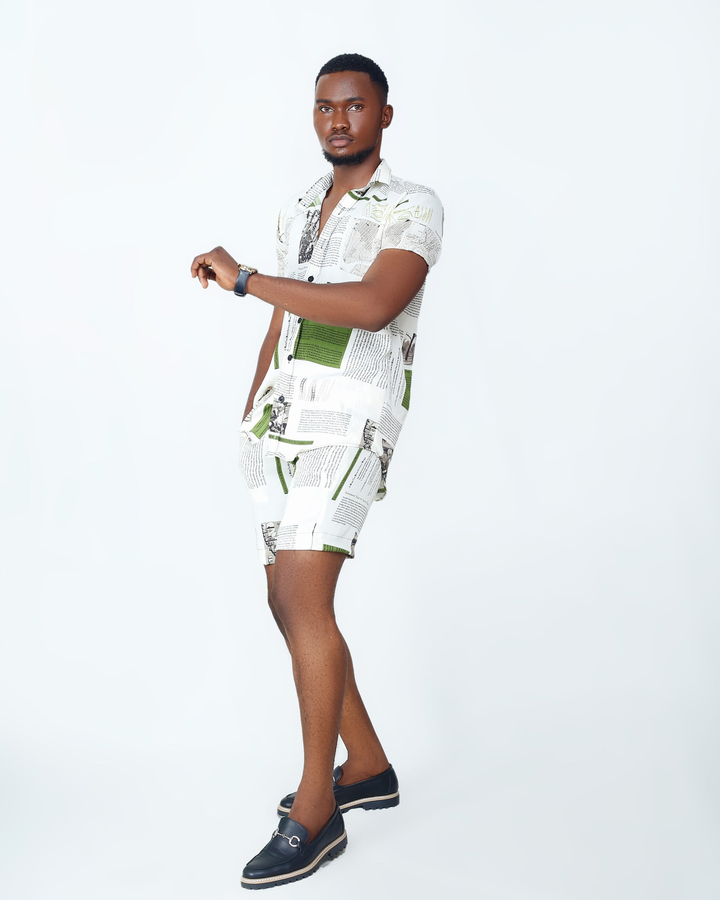 SHORT SLEEVE AND SHORT